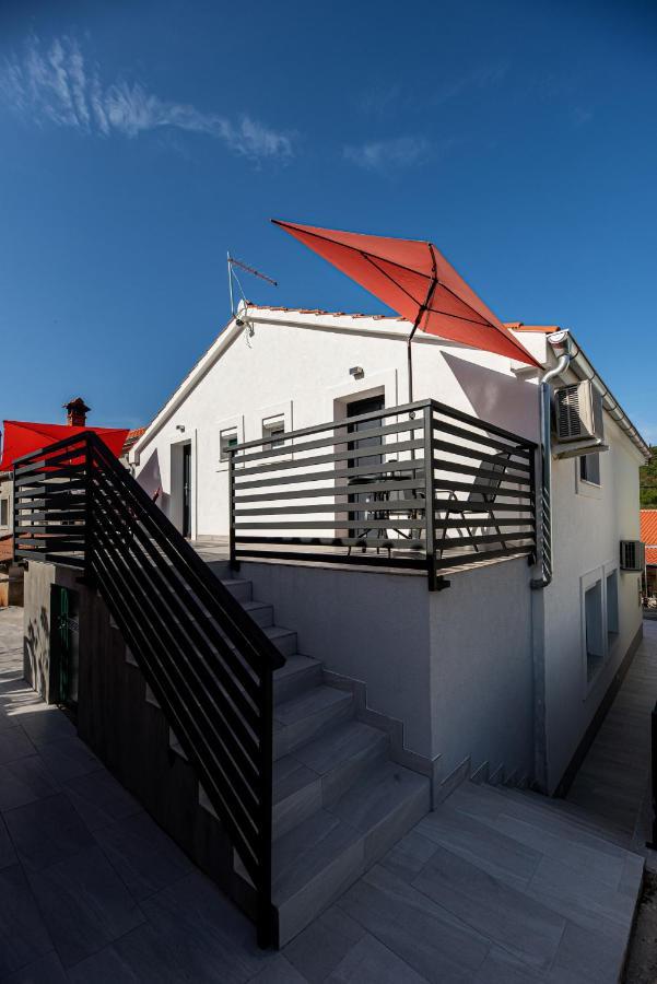 Apartamento Il Dono Del Mare - Island Iz Veli Iž Exterior foto
