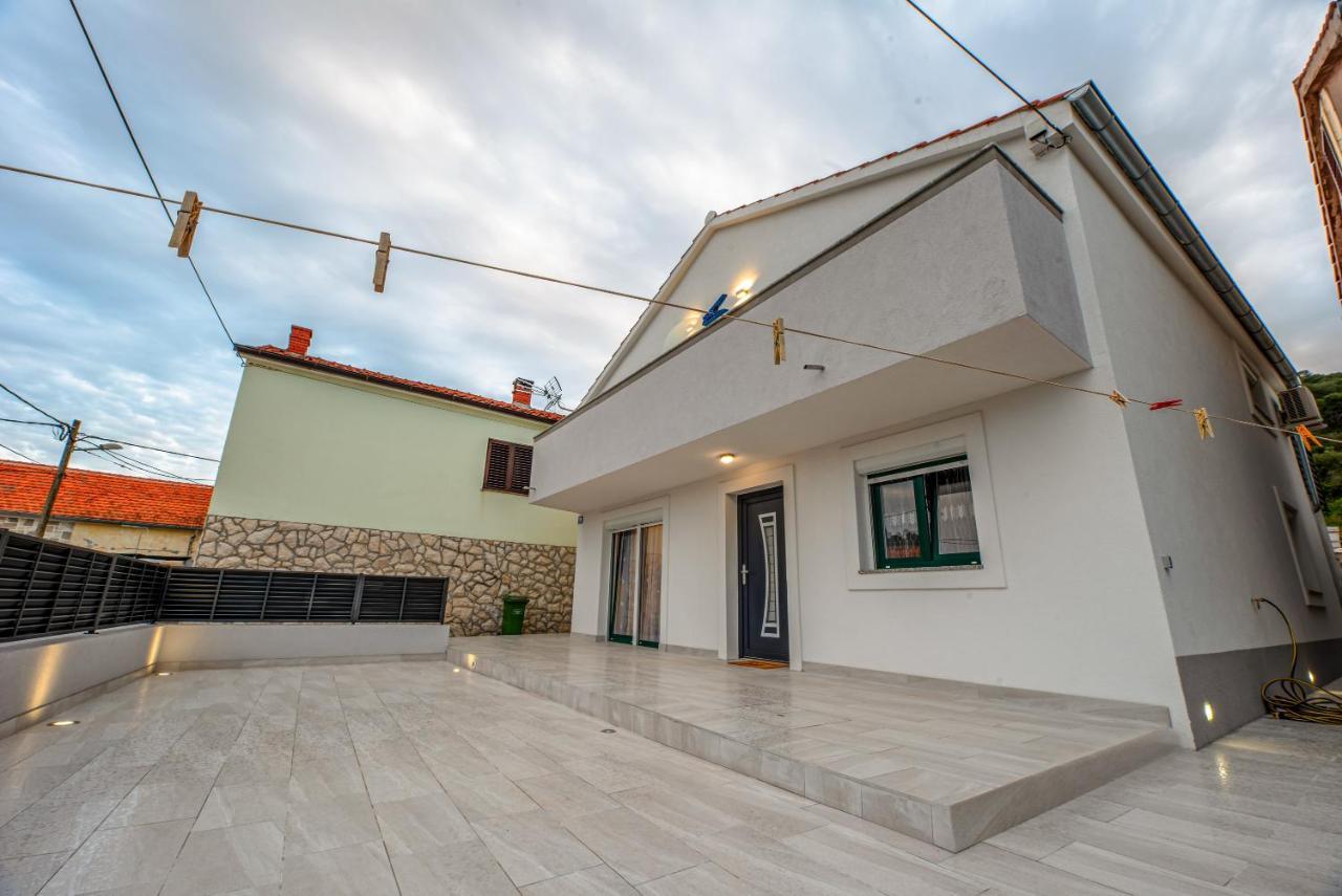 Apartamento Il Dono Del Mare - Island Iz Veli Iž Exterior foto