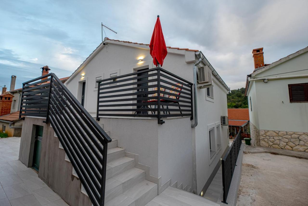 Apartamento Il Dono Del Mare - Island Iz Veli Iž Exterior foto